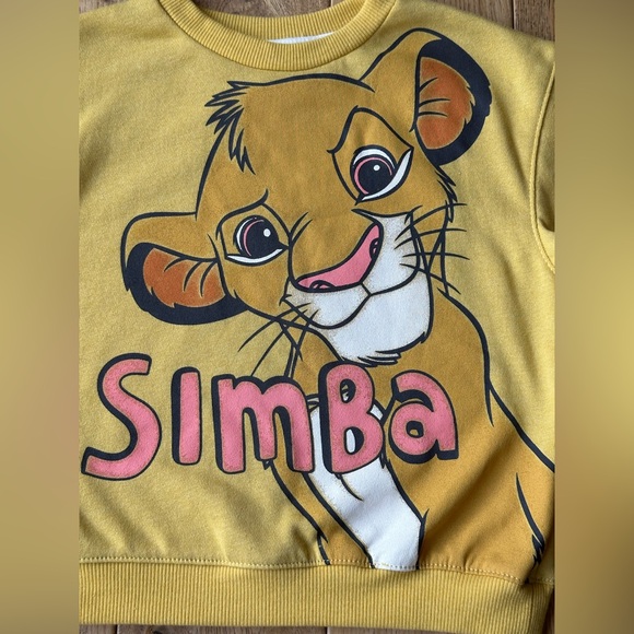 NEW Disney The Lion King Simba Crewneck Sweatshirt Unisex size 3T - Picture 2 of 6